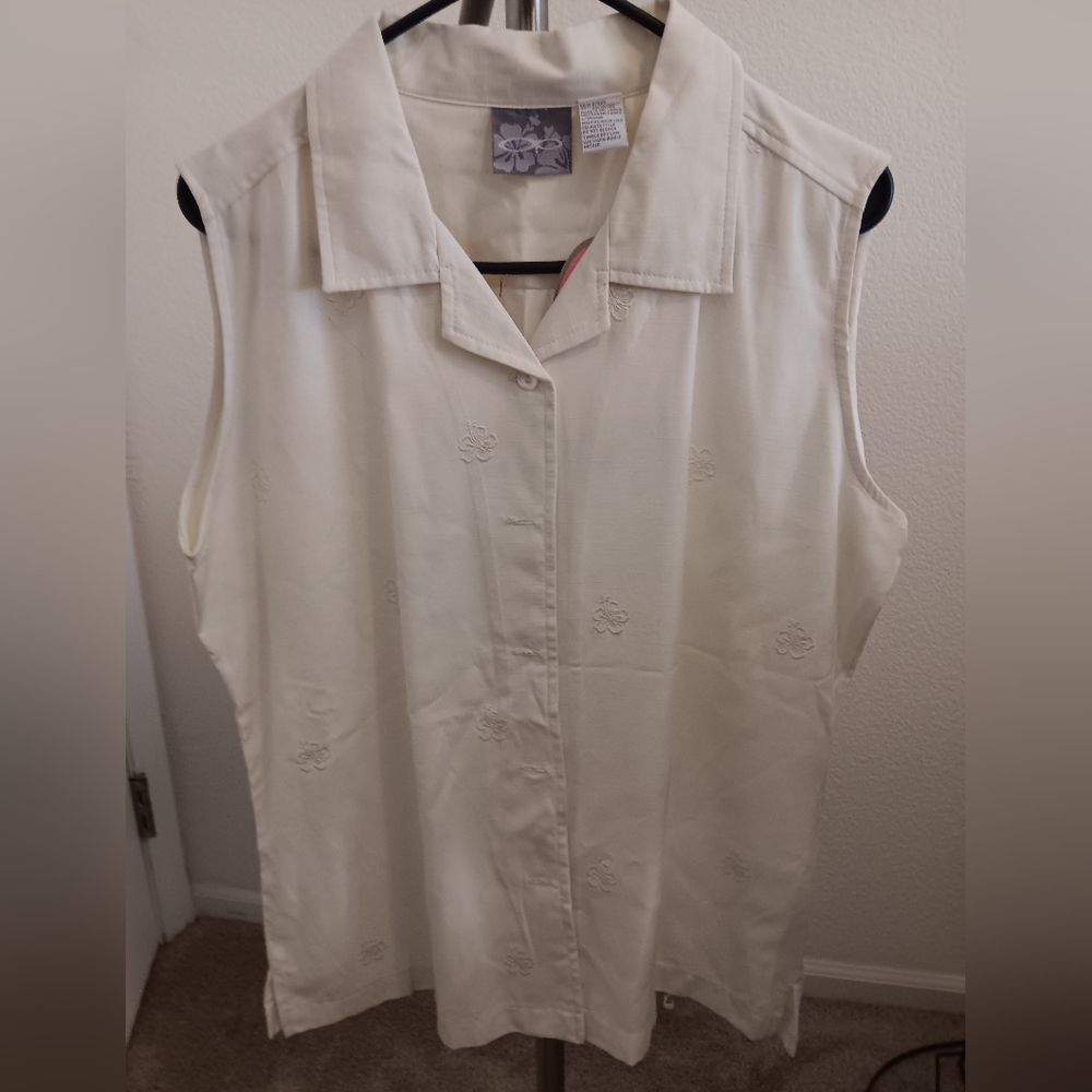 OP Cream Sleeveless Button Down Shirt